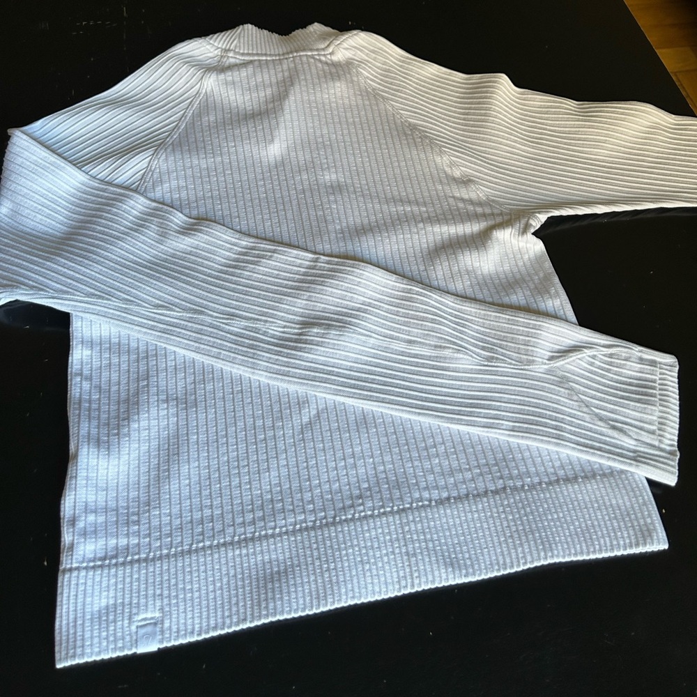 Lululemon Ribbed Cropped Half Zip - Picture 3 of 5